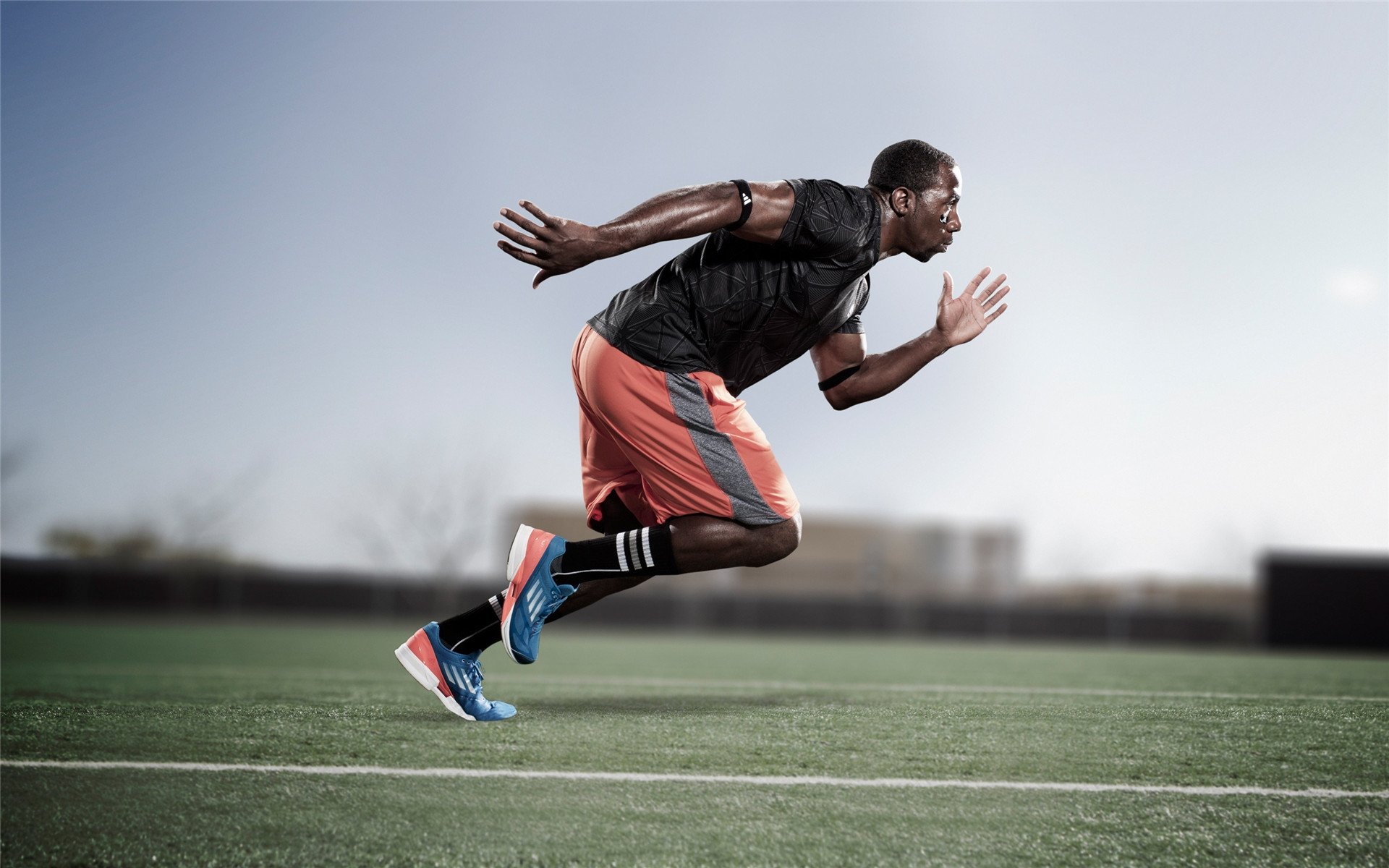 “滚球运动：三叉湖赛场成新兴运动的竞技中心”